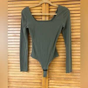 Madewell Green Scoop Neck Long Sleeve Thong Bodysuit